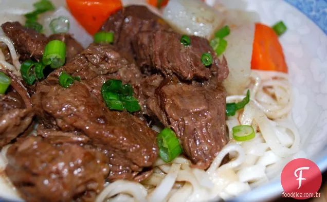 Vermelho Assado Asiático Carne Guisado