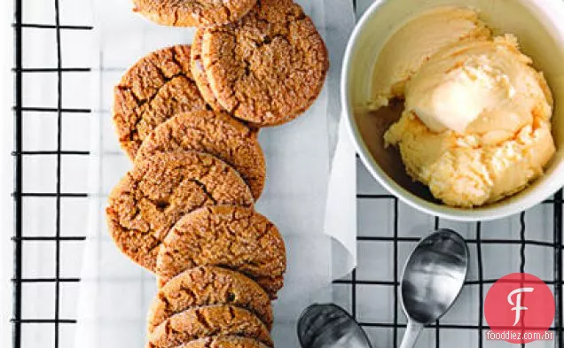 Gingersnaps com gengibre cristalizado