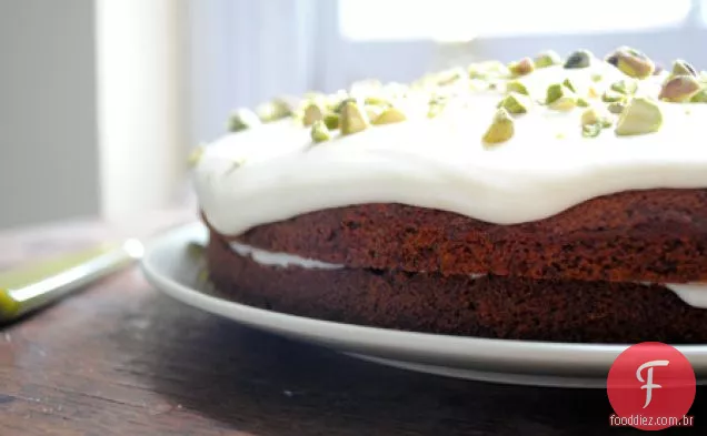 Bolo de café-gengibre-pistache