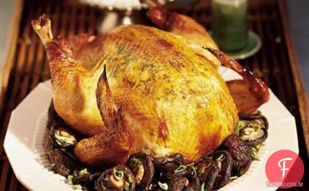 Frango assado de soja e gengibre com cogumelos Shiitake