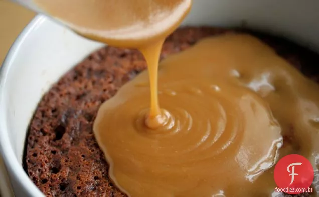 Pudim De Caramelo Pegajoso Com Tâmaras E Gengibre Cristalizado