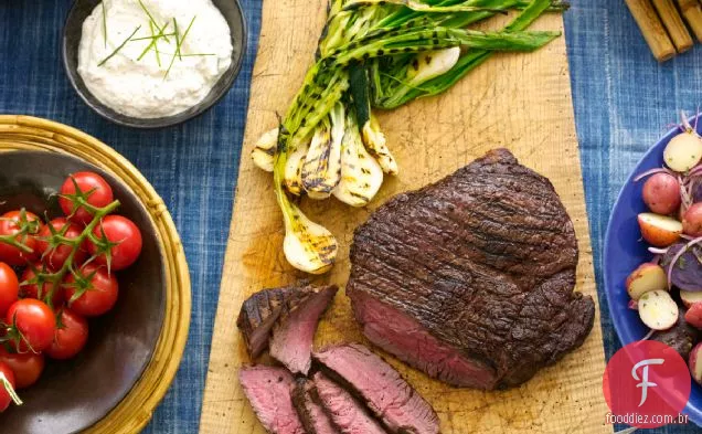 London Broil Com Receita Cremosa De Molho De Rábano