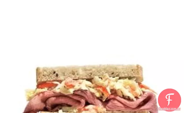 Carne Assada E Sanduíche De Rábano