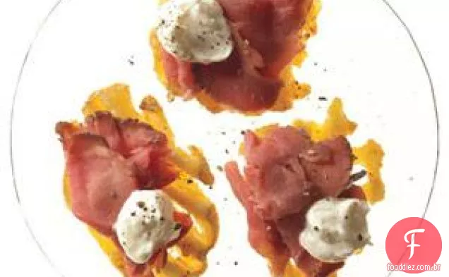 Carne Assada E Canapés De Rábano