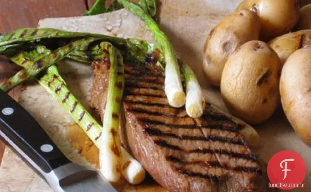 Bife De Tira Marinada Com Cebolinha Grelhada E Queijo Feta