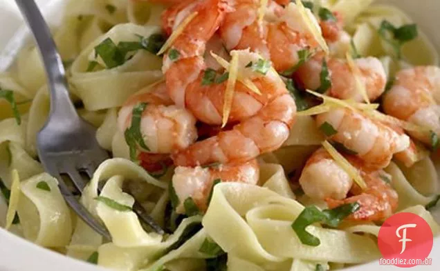 Camarão De Limão E Rábano Com Fettucini