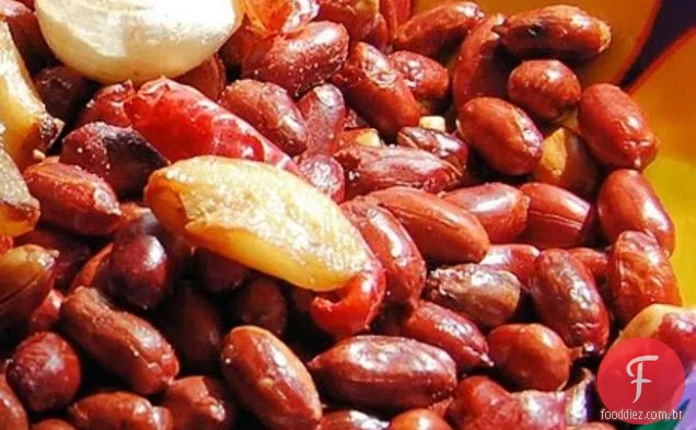Chile-amendoim com alho e lanche Jicama