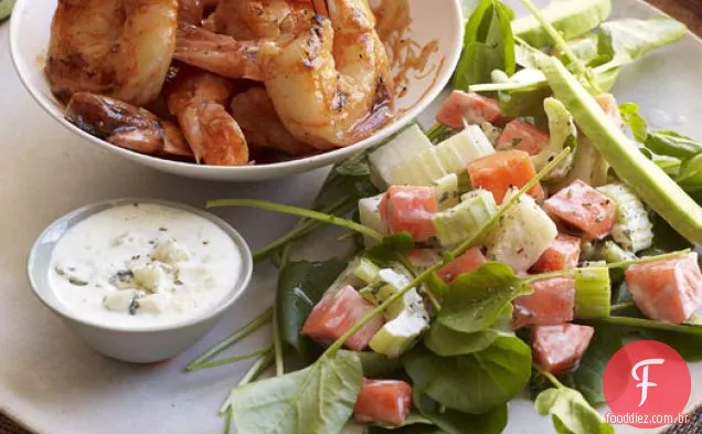 Camarão búfalo com salada crocante