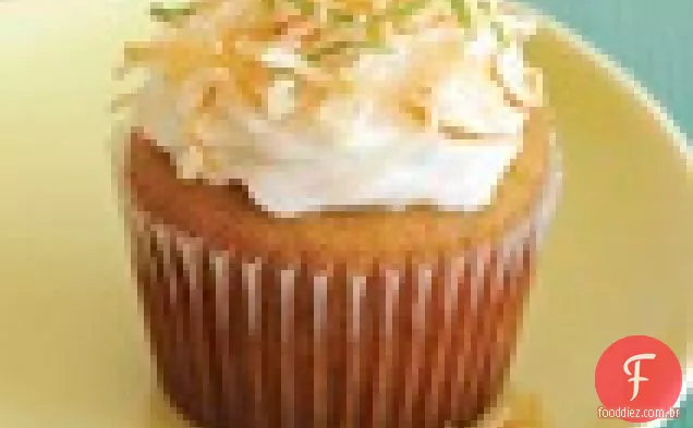 Cupcakes de limão sem grãos com cobertura de coco vegana