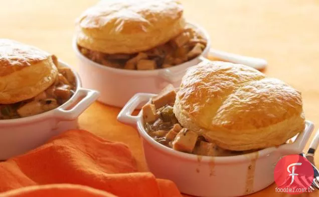 Frango cremoso e Cogumelo um pote com toppers de Torta De Panela