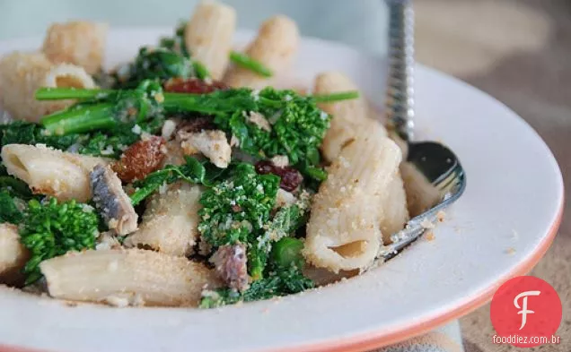 Sardinha Siciliana E Macarrão Rabe De Brócolis