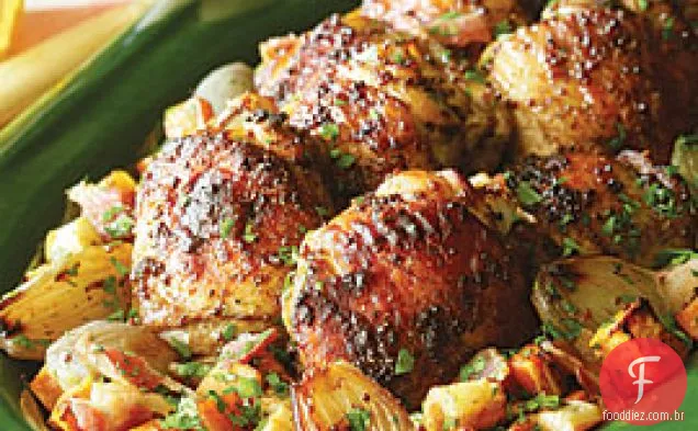 Coxas De Frango Polidas Com Batata-Doce Assada E Pastinaga