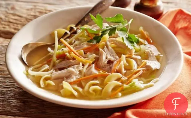 Sopa De Macarrão De Frango Tradicional Suped-Up
