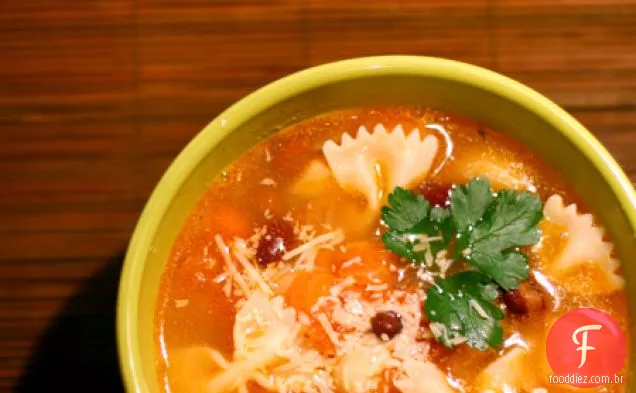 Sopa Rústica De Minestrone De Inverno