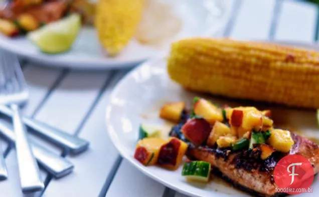 Salmão Com Salsa De Nectarina