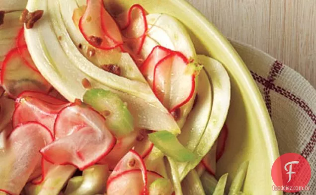 Salada de rabanete e erva-doce