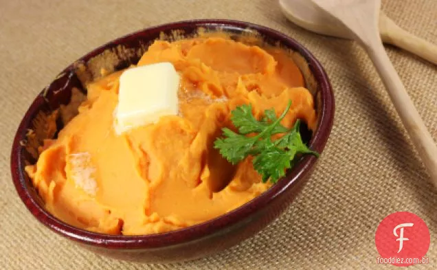 Os pães de carne de peru de Rachael Ray com batatas doces, ervilhas e rabanetes esmagados