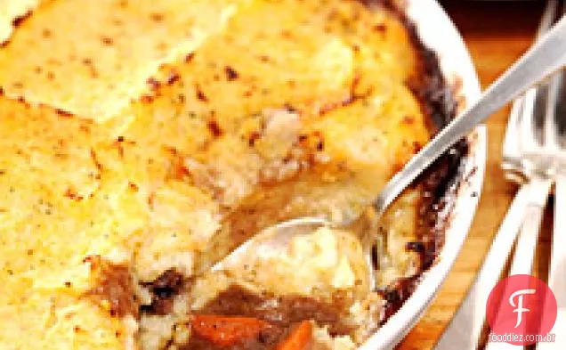 Torta de pastor com cobertura de Rutabaga