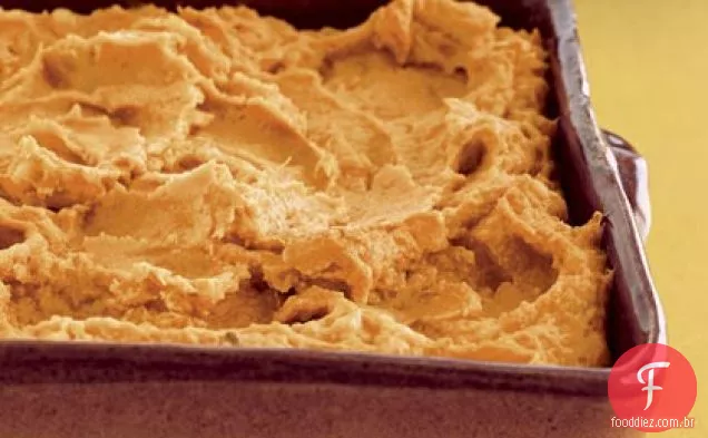 Batatas doces assadas com damascos e Bourbon