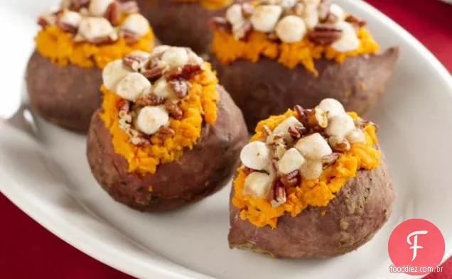 Batata doce recheada com nozes e Marshmallow Streusel