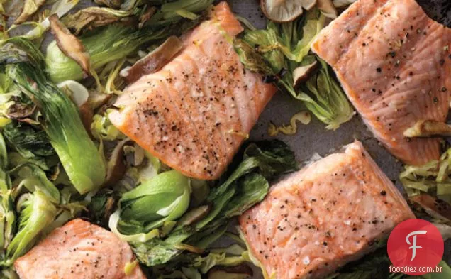 Salmão Wasabi Com Bok Choy, Repolho Verde E Shiitakes