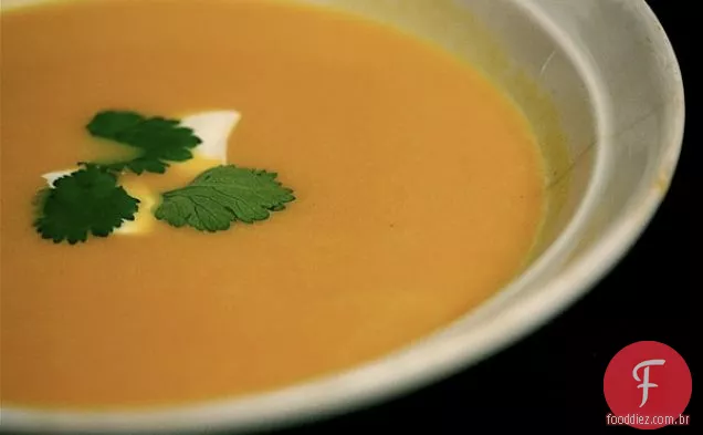 Sopa De Batata Doce Com Curry