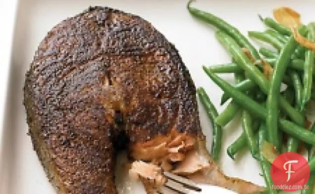 Salmão Grelhado Com Feijão Verde Garlicky