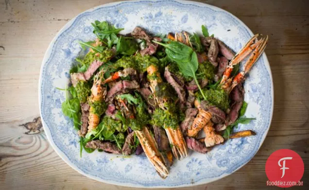 Chimichurri Surf E Relvado Com Batatas Fritas Magras E Um