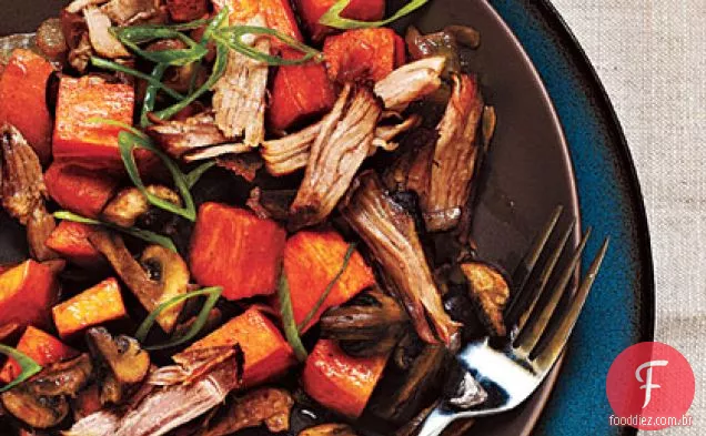 Carne de porco e batata-doce Hash