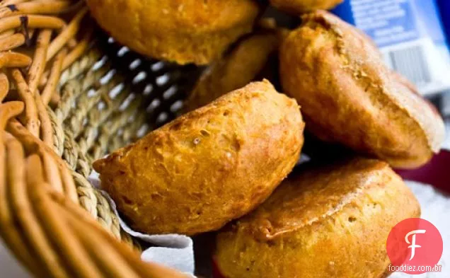Biscoitos De Batata Doce Com Esmalte De Bordo