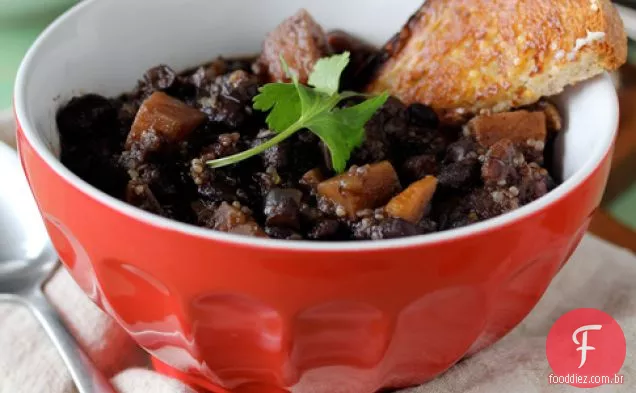 Feijão Preto, Batata Doce E Pimenta Quinoa