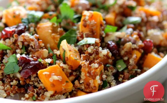 Quinoa, Batata-Doce E Recheio De Cranberry Seco