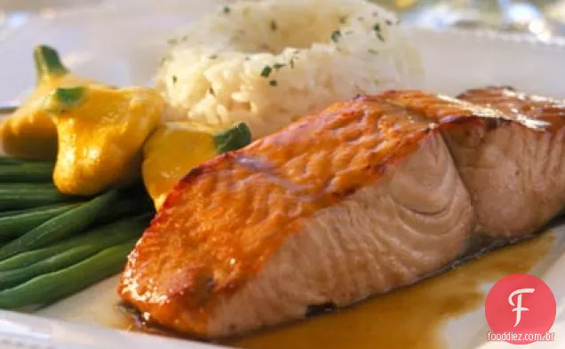 Salmão vitrificado com manga
