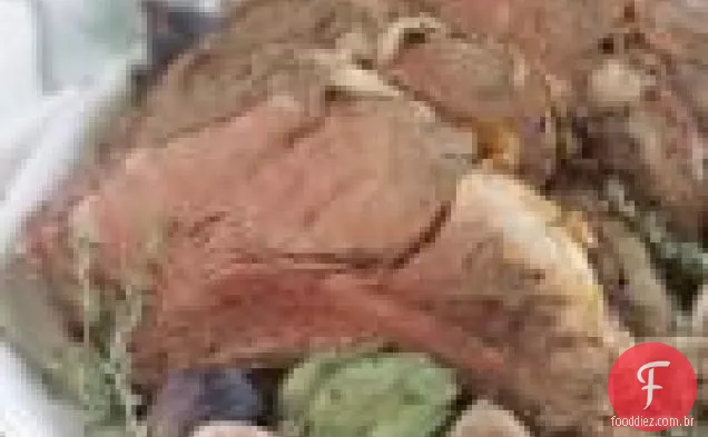 Assado De Costela Em Pé