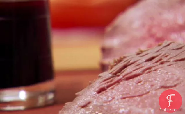 Lombo de carne com molho de porta