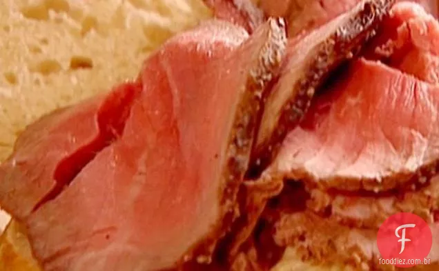 Filé trufado de sanduíches de carne