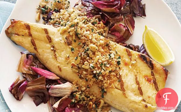 Filetes de truta grelhados com cobertura crocante de Limão Com Pinhão