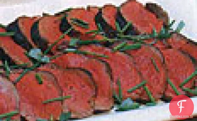 Filé de carne com especiarias asiáticas esfregar