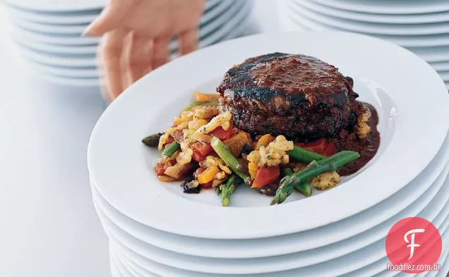 Rosen's limão Charred carne com batata frita Herbed Spaetzle