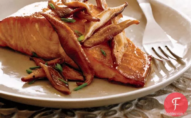 Salmão grelhado com Teriyaki Shiitake