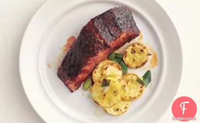 Salmão Com Receita De Esmalte De Pimentão Doce