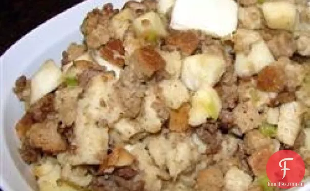 Salsicha e recheio de maçã