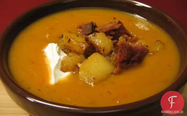 Abóbora De Bolota Assada E Sopa De Inhame De Granada