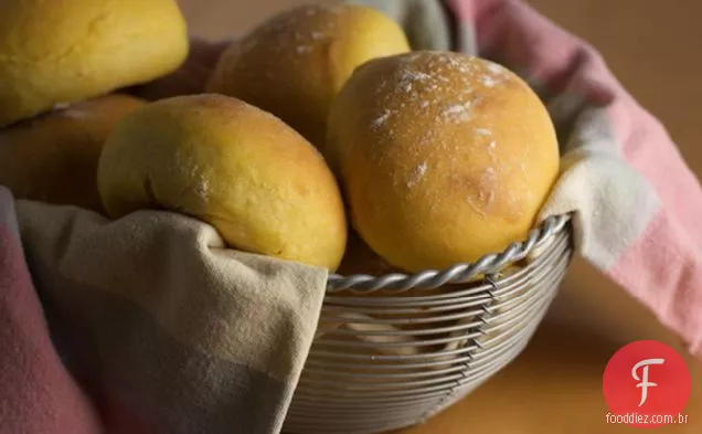 Pãezinhos De Jantar De Leitelho De Batata Doce