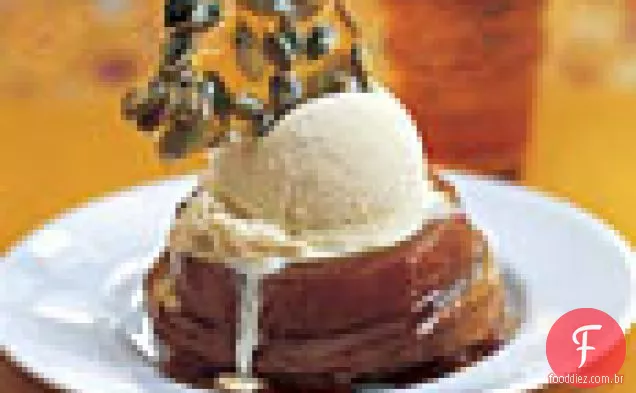 Camote Tartes Tatins com semente de abóbora quebradiça