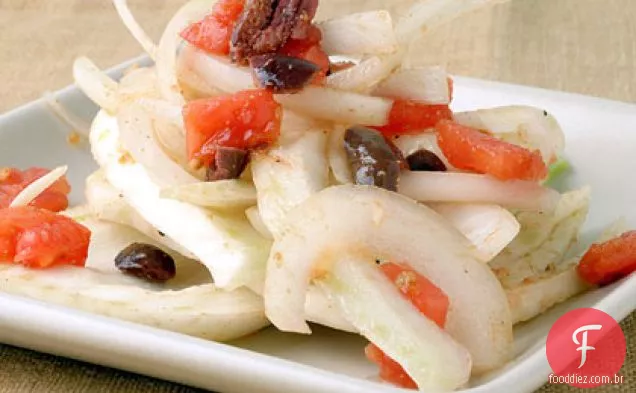 Funcho com cebola doce em vinagrete de tomate