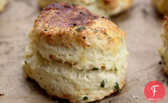 Feta E Cebolinha Creme Azedo Scones