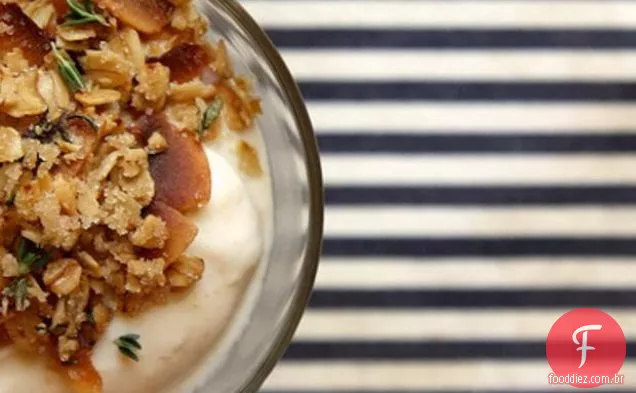 Creme de limão sem leite com Crumble de aveia e tomilho