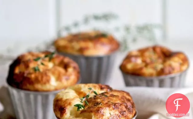 Receita De Popovers De Ervas Parmesão