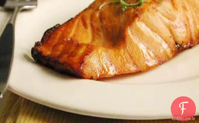 Salmão Grelhado Marinado Com Limão